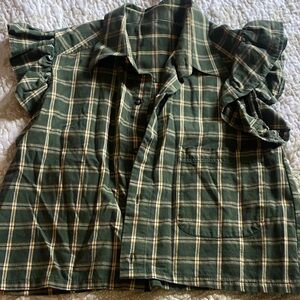 Plaid cropped blouse